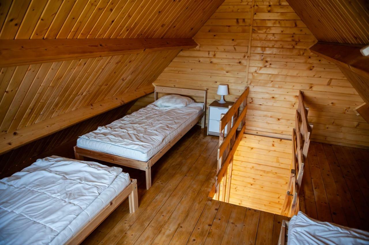 Pod Debami Wicie- Domki Drewniane Nad Morzem Wicie (West Pomeranian) Exterior foto